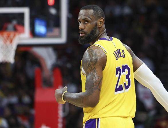 赛事竞猜-【现场】洛城德比詹姆斯发威 湖人强势逆转快艇