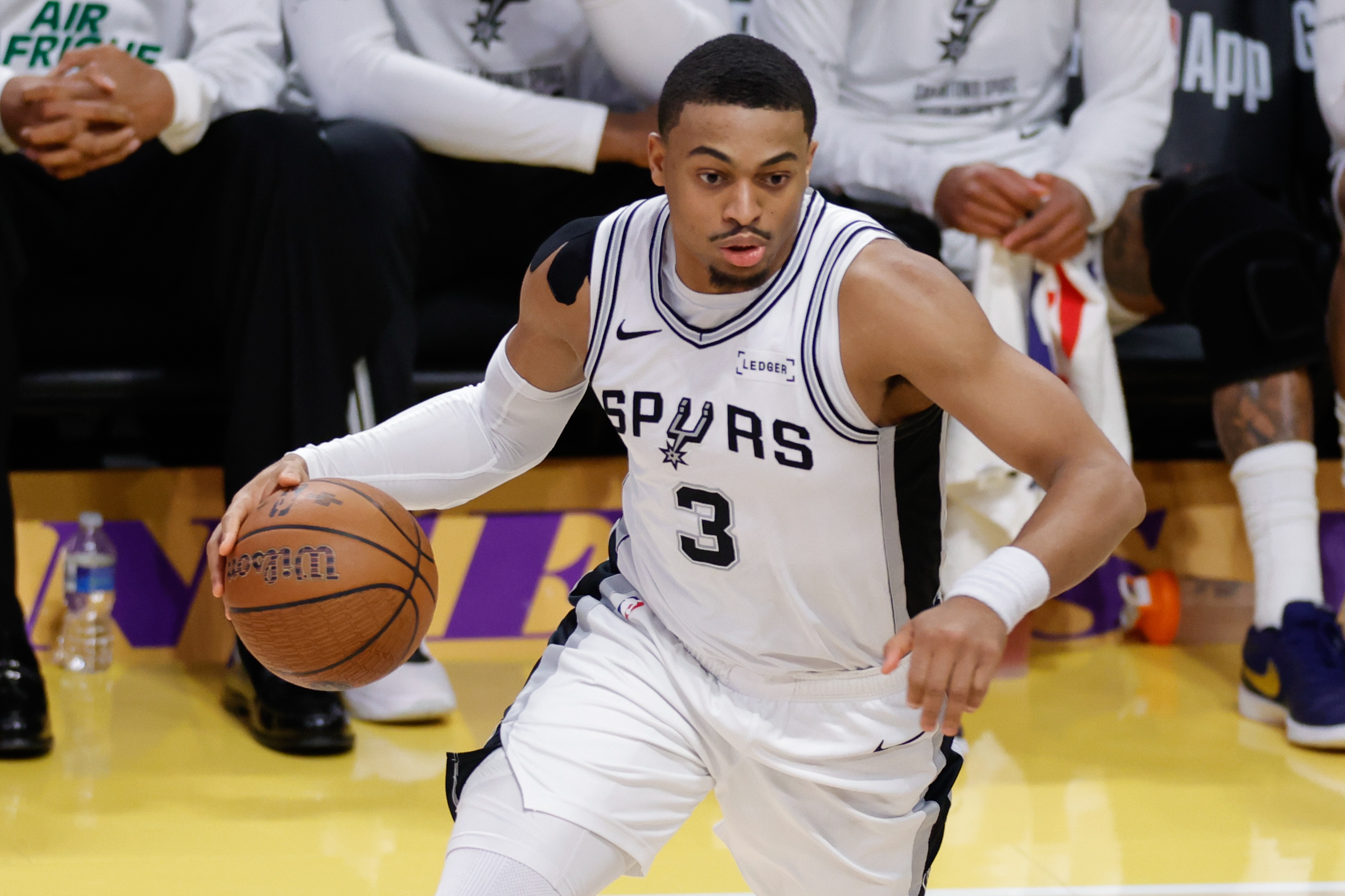 凯尔登·约翰逊将迎来马刺生涯400场里程碑！队史同期得分第五多