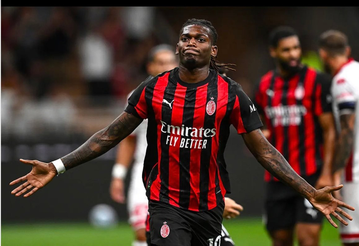 乐鱼体育官网-米兰与拉斐尔·莱奥续约谈判进展顺利即将签署新协议|AC米兰|拉斐尔-达-席尔瓦|ac米兰|莱奥-席尔瓦|预期_新浪体育_新浪新闻