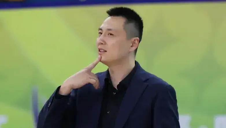 篮球赛事-淘汰广东发布会！赞2将发挥，杯赛锻炼小将，寄语边缘球员抓机会