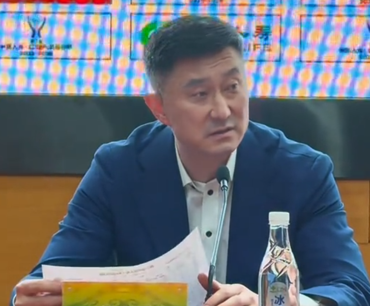 足球直播-输上海发布会！赞赛区展高情商，回应外援调整需等待麦考尔复出！