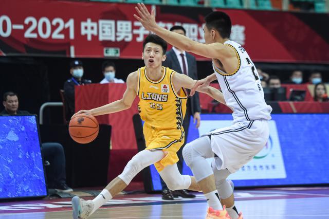 乐鱼直播入口-广厦动荡一季就这样结束 休赛期考验球队管理层